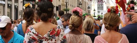 Le Festival Flamenco de Málaga: Une Nuit Inoubliable avec le Charme Insolent de Nacho Cano!